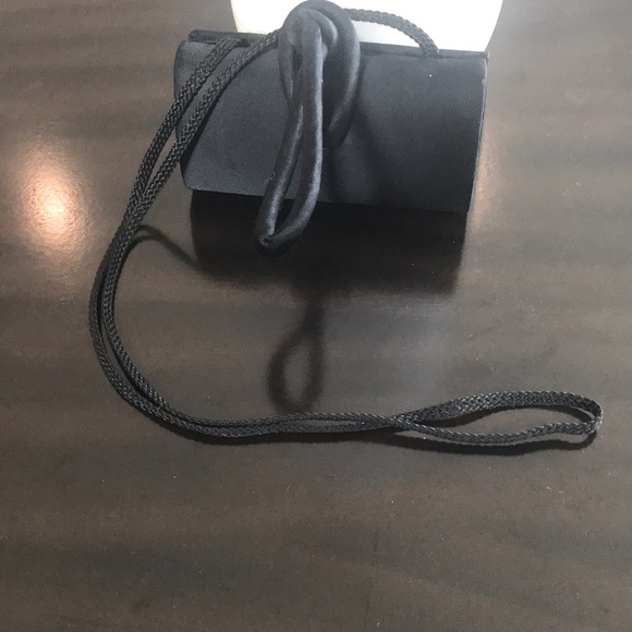 Beautiful Mini Rope Latch Cocktail Bag - Picture 3 of 6